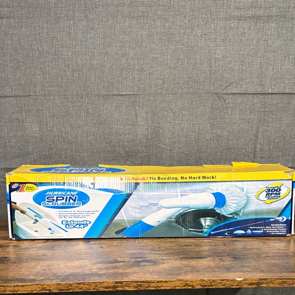 Spin Scrubber - Blue and White